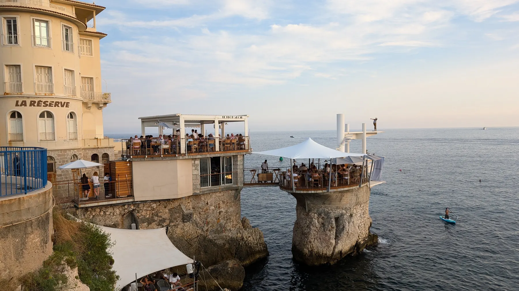 La Réserve and the Cap de Nice coastline
